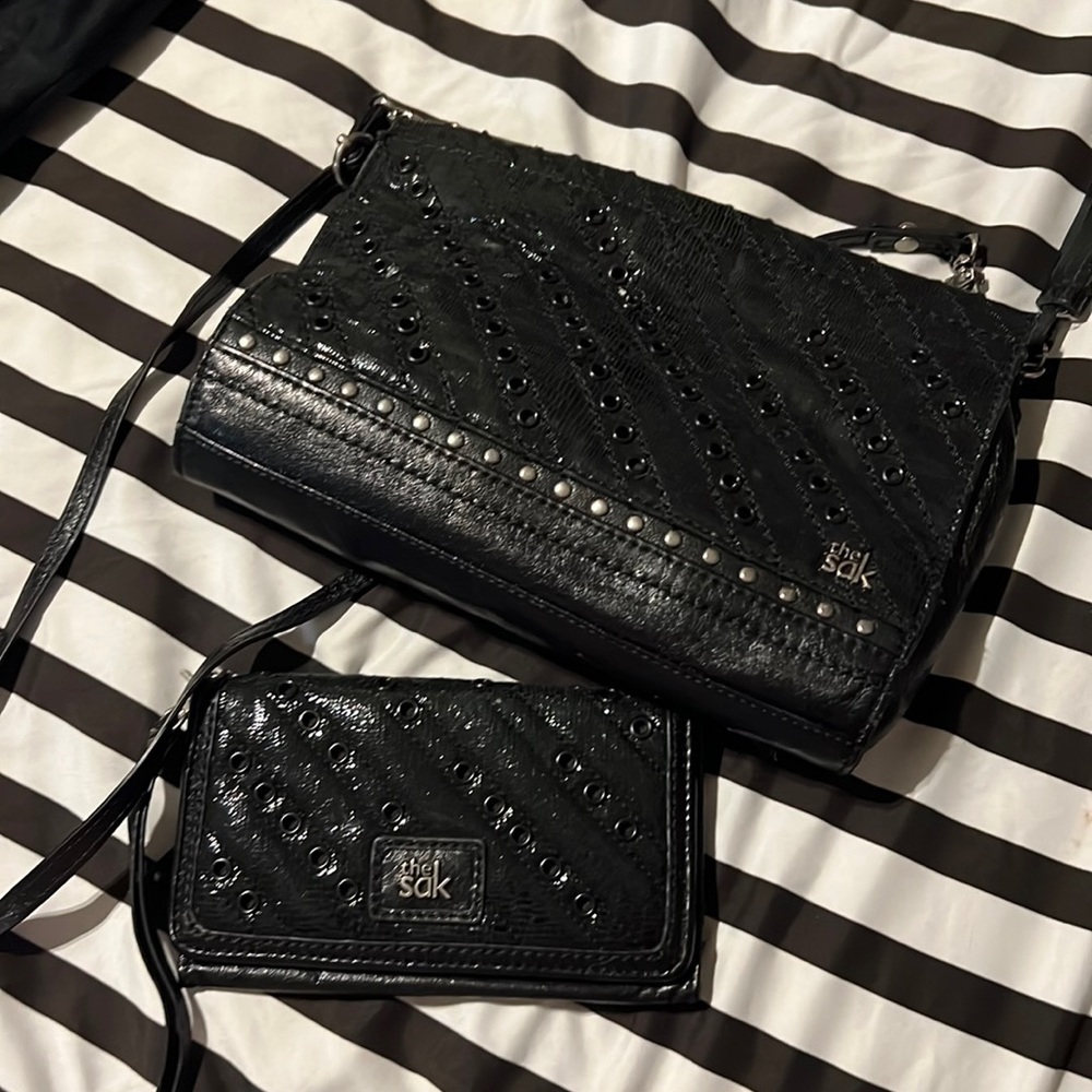 The Sak matching purse and wallet.